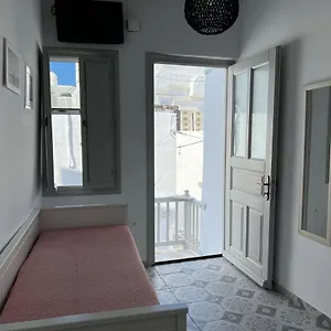  Apartment Traditional Myconian In The Heart Of Chora